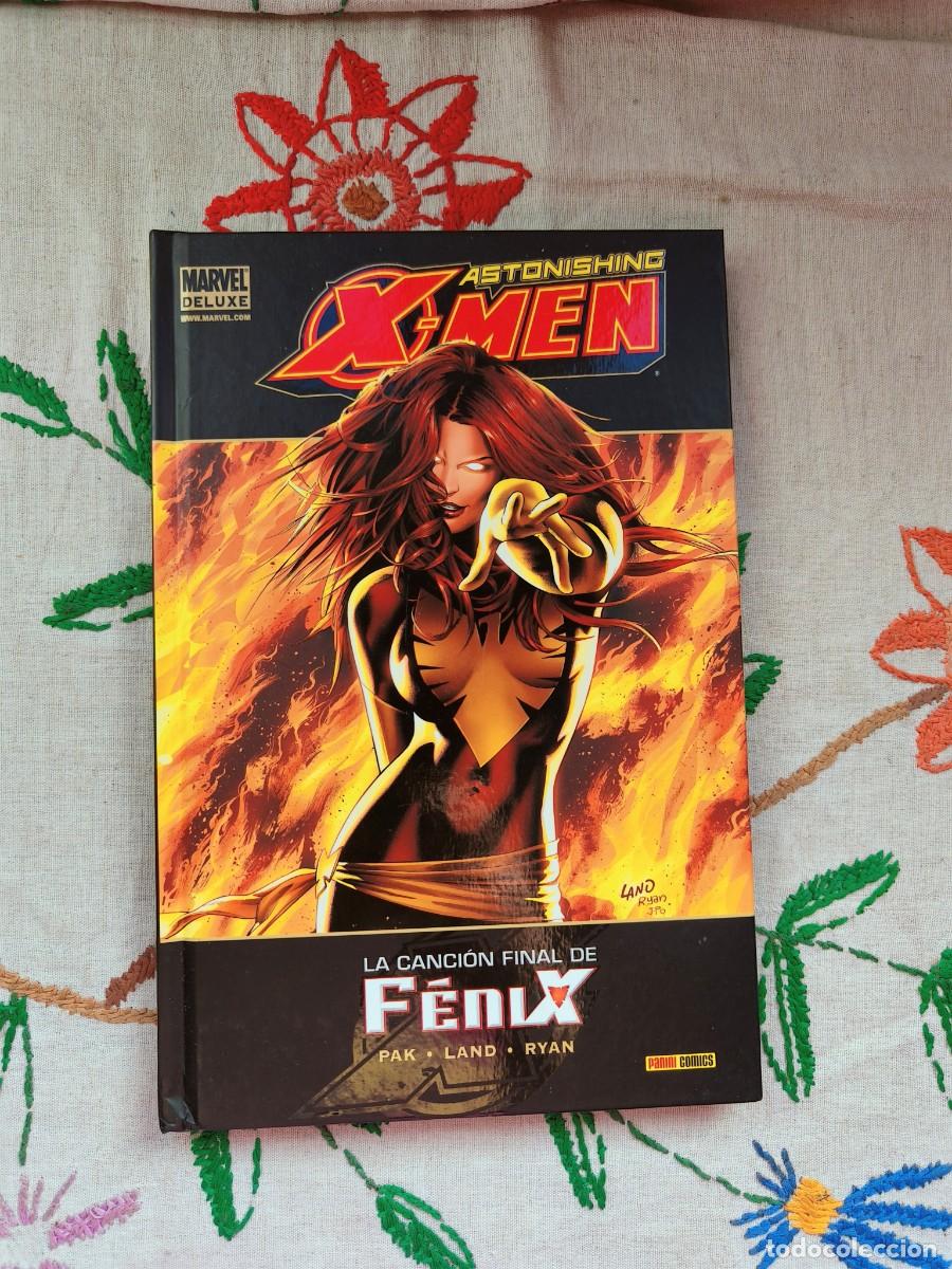 Comics: Astonishing XMen. La Canci&oacute;n final de F&eacute;nix. Marvel Deluxe. Land. Panini.