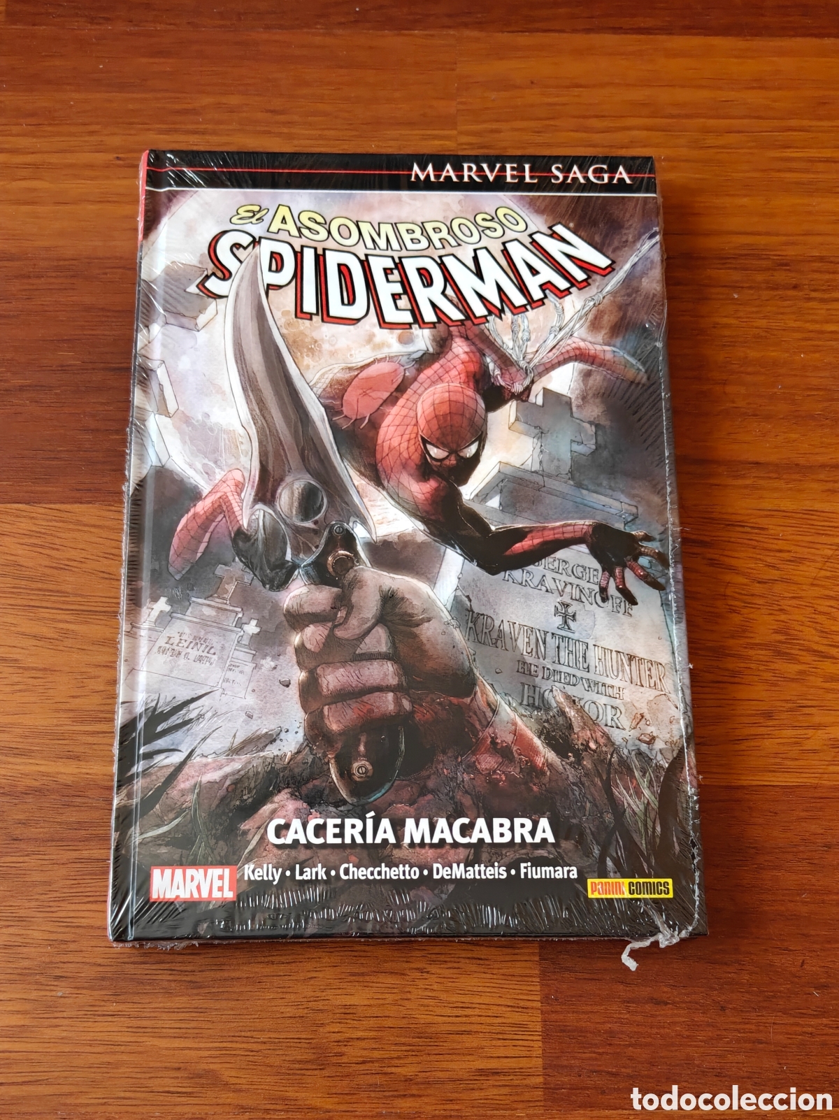 Fumetti: Precintado. Marvel Saga El asombroso Spiderman. Cacer&iacute;a macabra. Tomo 28.