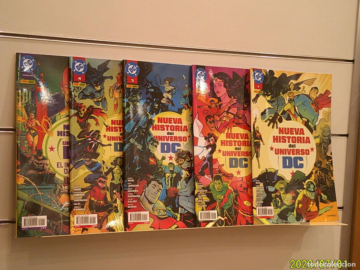 C&oacute;mics: NUEVA HISTORIA DEL UNIVERSO DC COMPLETA 4 NUMEROS + EL INCIDENTE DAKOTA MARVEL - PANINI OFERTA