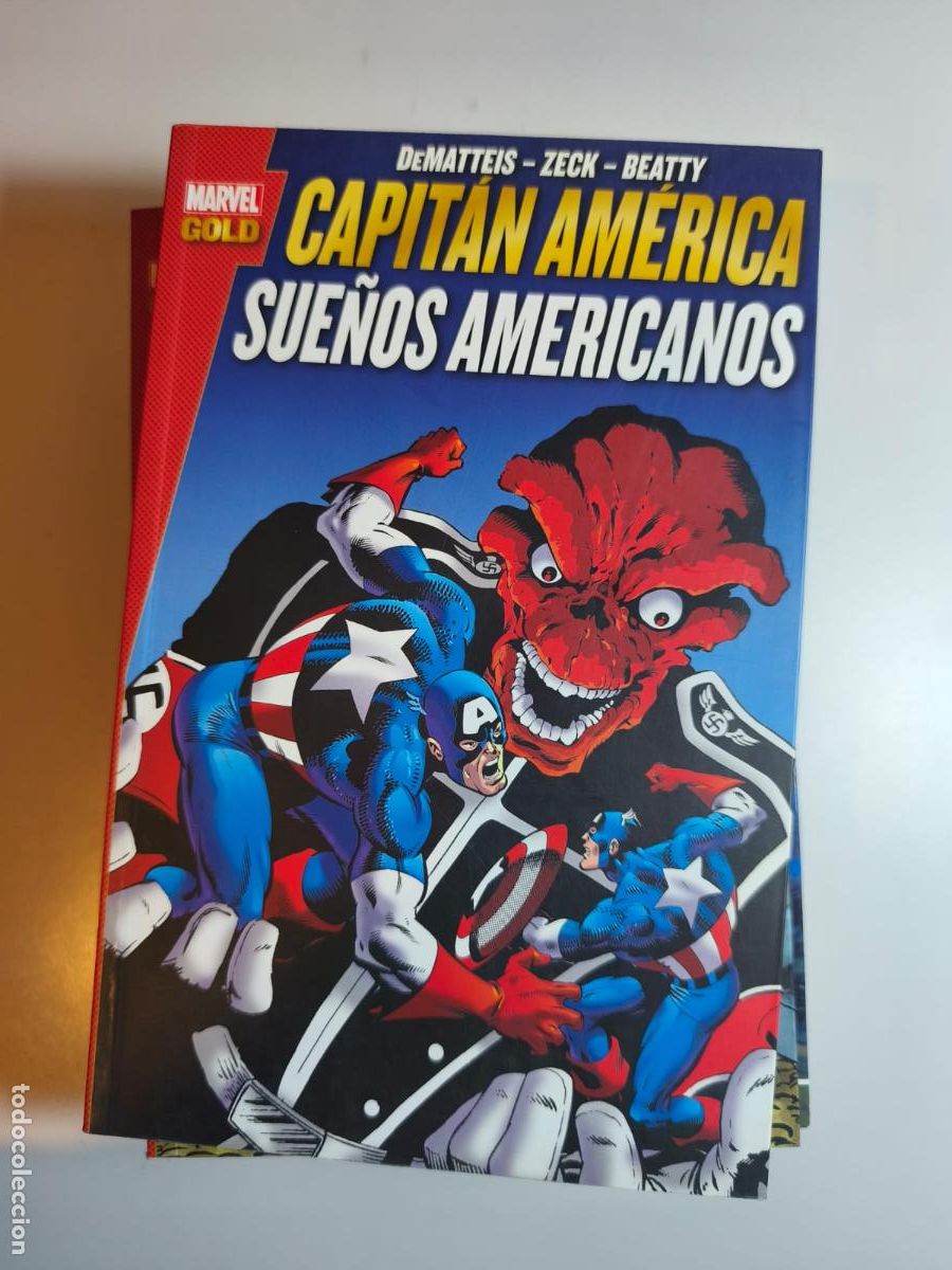 C&oacute;mics: MARVEL GOLD. CAPIT&Aacute;N AM&Eacute;RCIA. SUE&Ntilde;OS AMERICANOS. PANINI.