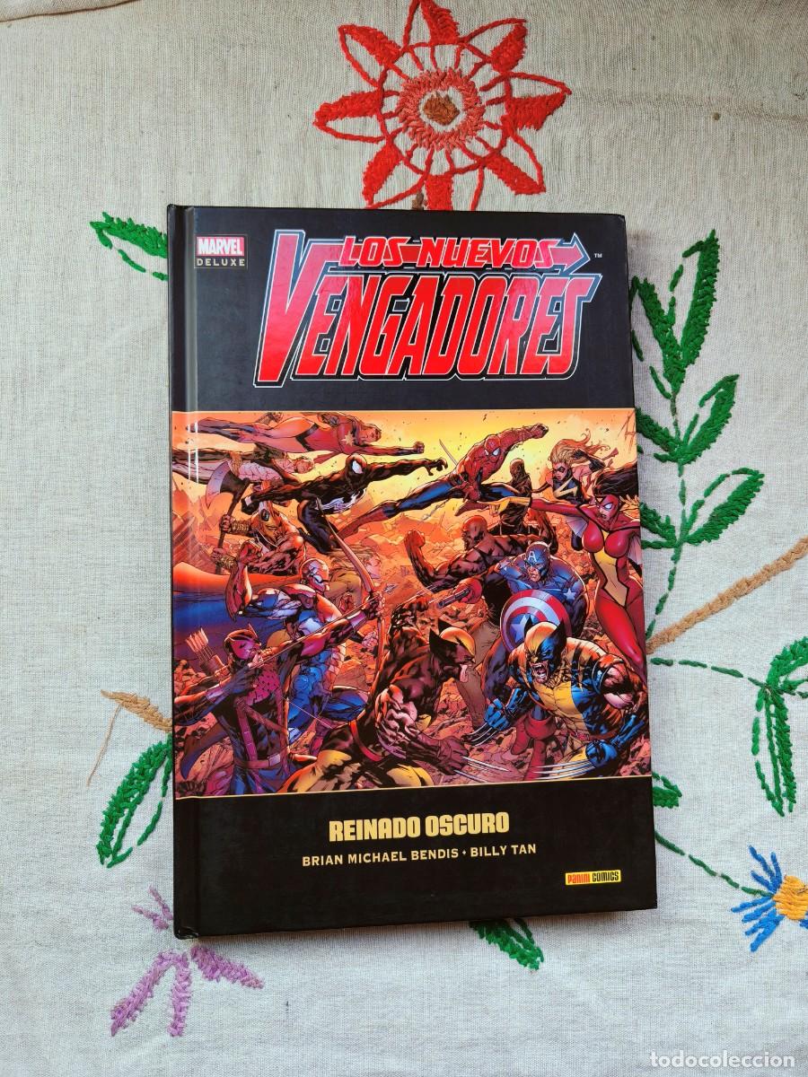 C&oacute;mics: Vengadores Reinado Oscuro. Marvel Deluxe. Michael Bendis. Panini.