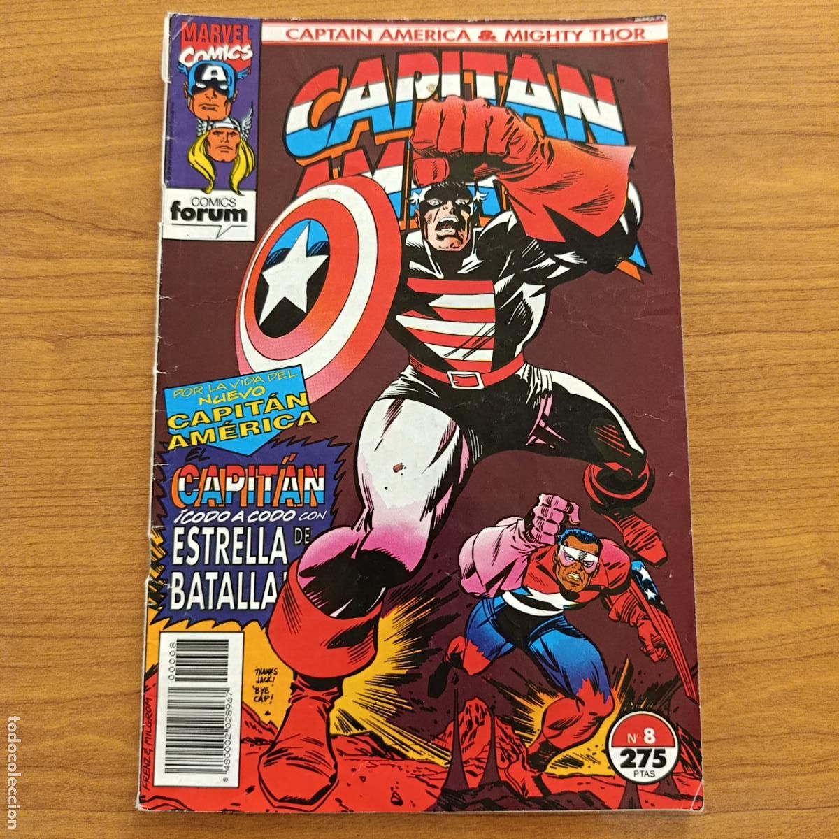 C&oacute;mics: COMICS FORUM MARVEL. CAPITAN AMERICA CODO A CODO CON ESTRELLA DE BATALLA