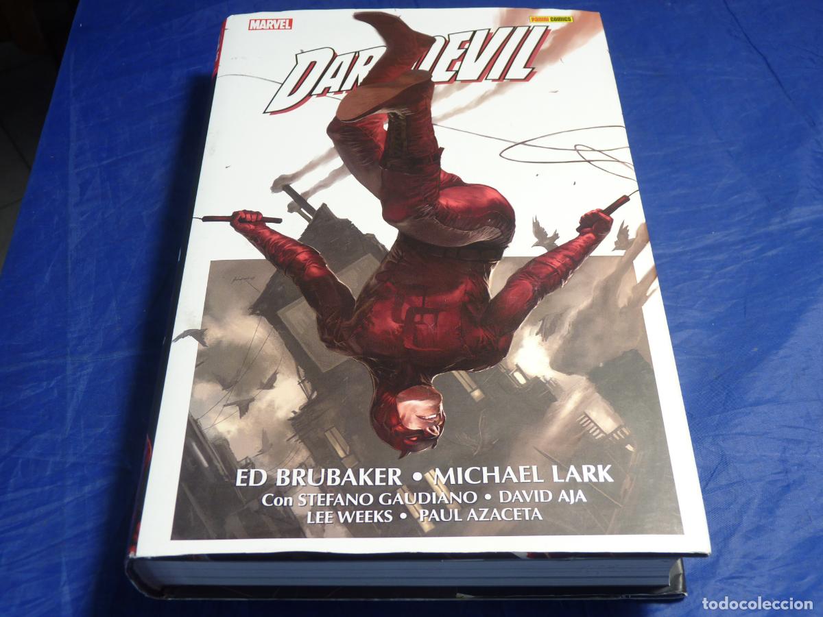 C&oacute;mics: Marvel Omnibus. Daredevil de Ed Brubaker y Michael Lark #1 PANINI OREFSLL - Foto 4