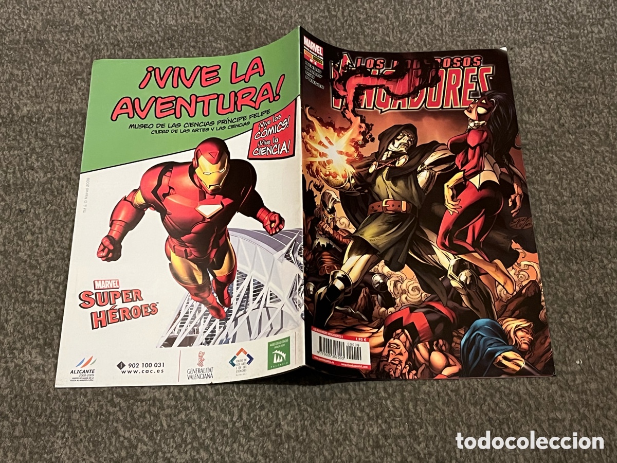 C&oacute;mics: LOS PODEROSOS VENGADORES N&ordm; 9. Marvel. Panini Comics. Bendis, Bagey, Miki, Ponsor