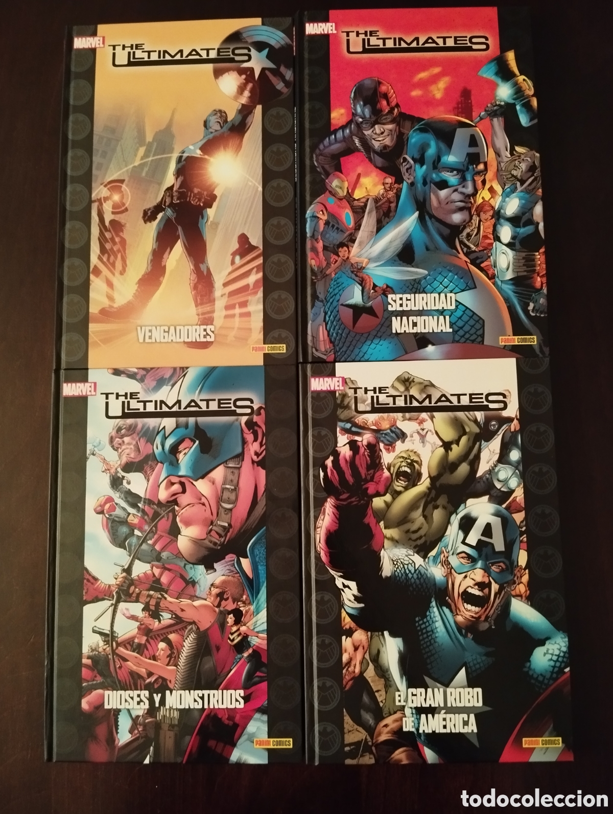 C&oacute;mics: The Ultimates 1 & 2 de Mark Millar y Bryan Hitch. 1&ordm; Primer Coleccionable Ultimate Panini. Tapa dura