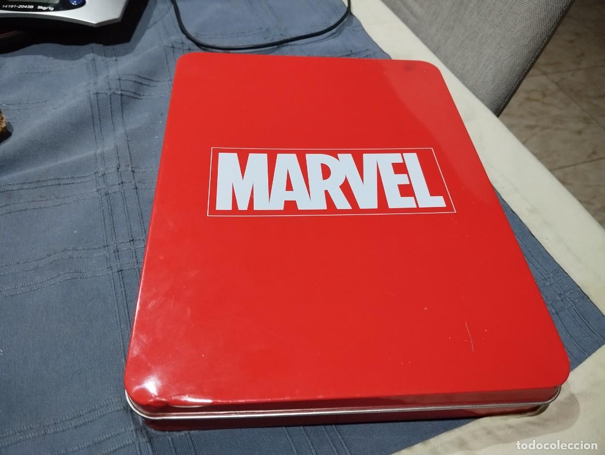 C&oacute;mics: CAJA MET&Aacute;LICA COMIC MARVEL 2016