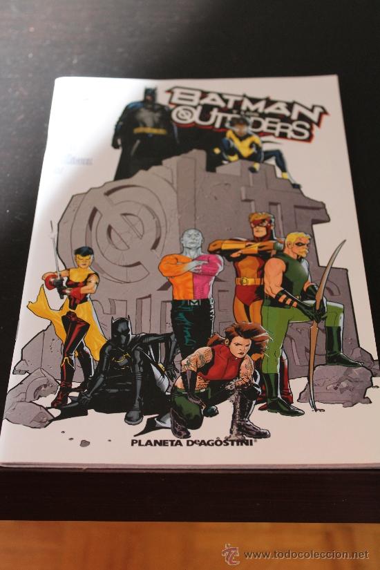 C&oacute;mics: Batman y los Outsiders 1 Planeta 2009 - Foto 1