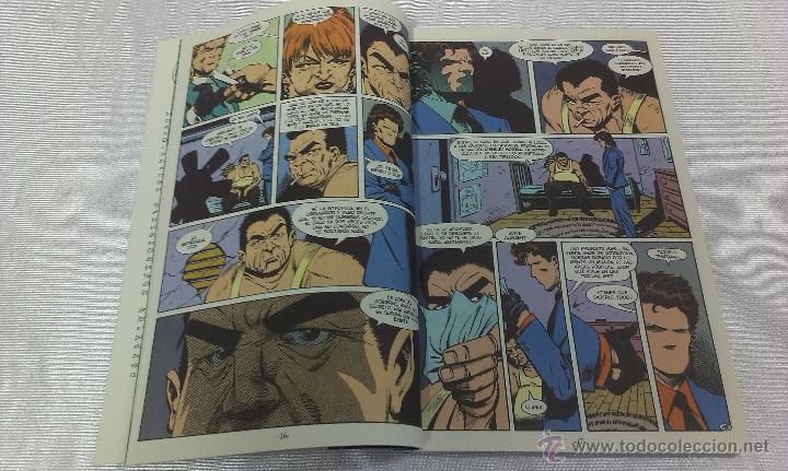 C&oacute;mics: COMIC THE QUESTION . DC . PLANETA - Foto 4