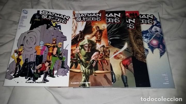 C&oacute;mics: BATMAN Y LOS OUTSIDERS (OBRA COMPLETA - 5 N&Uacute;MEROS) - PLANETA - Foto 1