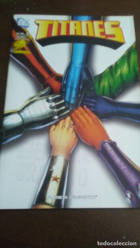 C&oacute;mics: TITANES N&ordm; 2 - Foto 1