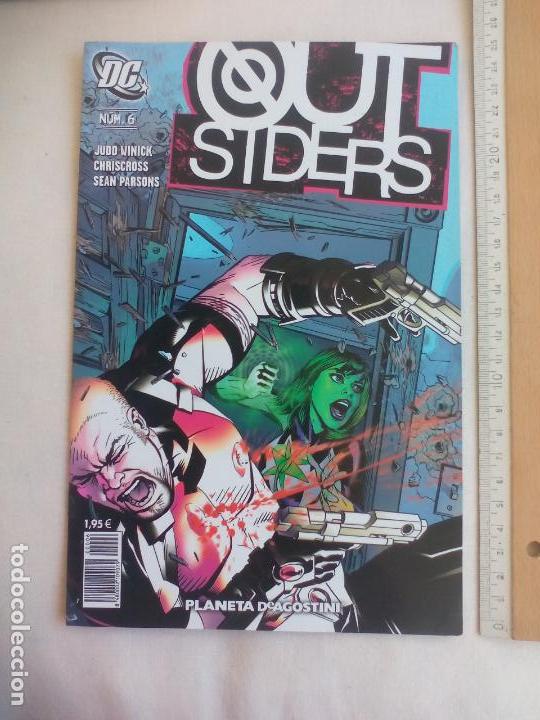 C&oacute;mics: OUT SIDERS. N&ordm; NUM. 6. PLANETA DeAGOSTINI. DC COMICS - Foto 1