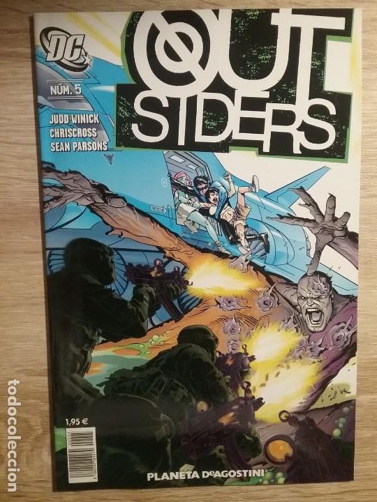 C&oacute;mics: OUT SIDERS 5 ECC # N