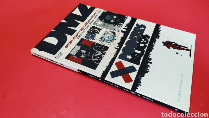 C&oacute;mics: DE KIOSCO DMZ PODERES BELICOS PLANETA - Foto 1