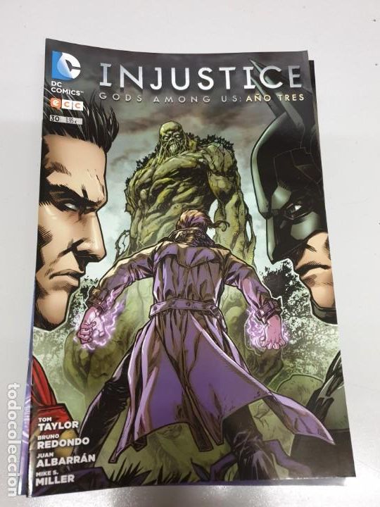 C&oacute;mics: INJUSTICE N&ordm; 30 - A&Ntilde;O TRES / DC - ECC