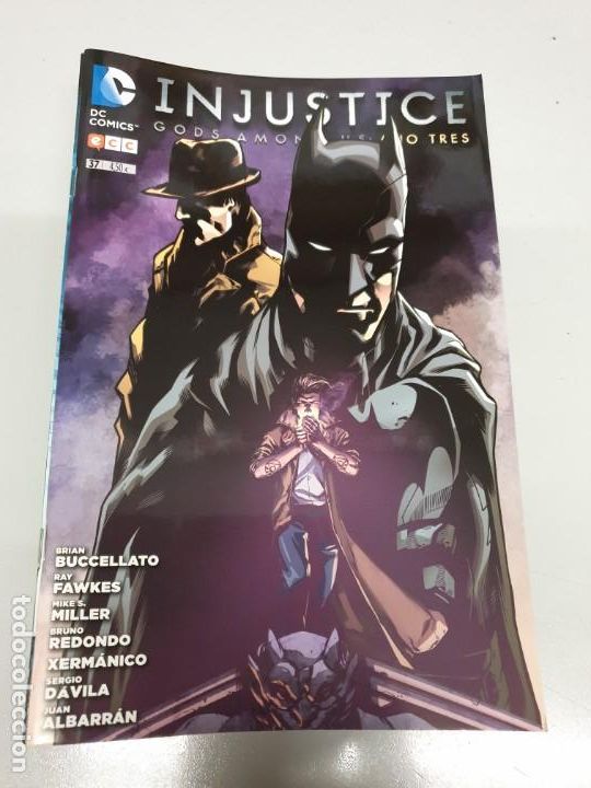 C&oacute;mics: INJUSTICE N&ordm; 37 - A&Ntilde;O TRES / DC - ECC