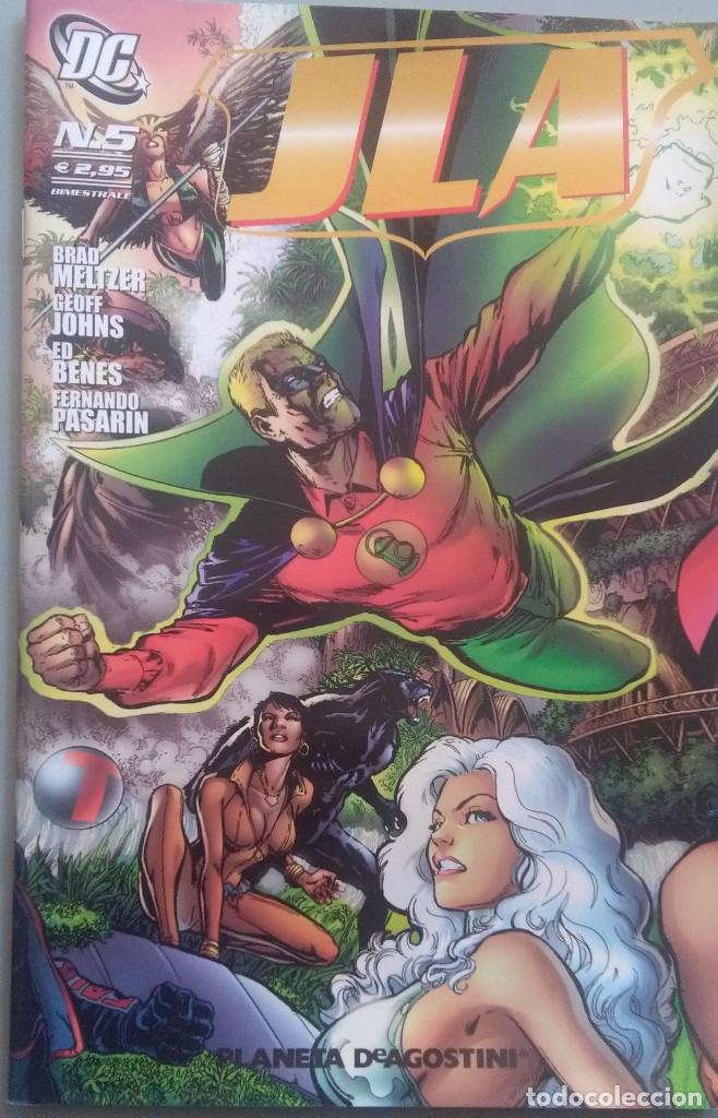 C&oacute;mics: JLA 5 - Foto 1