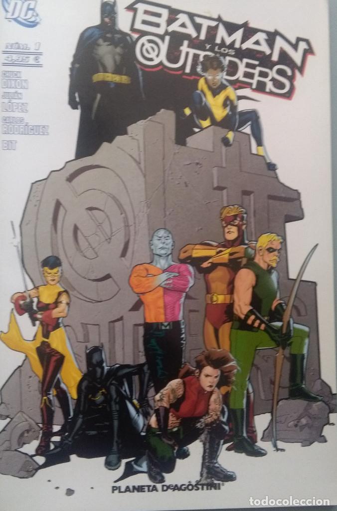 C&oacute;mics: BATMAN Y LOS OUTSIDERS 1 - Foto 1