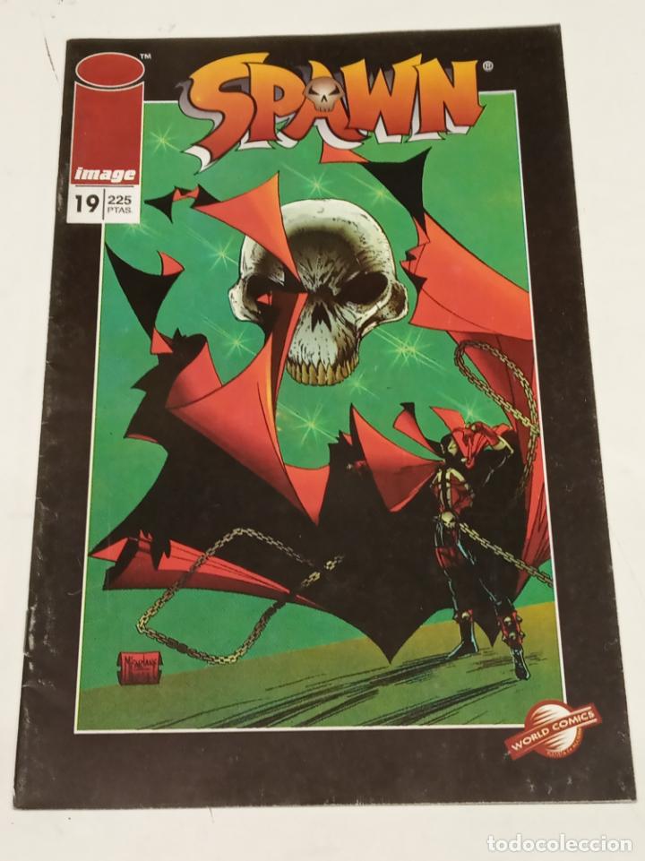 C&oacute;mics: SPAWN N&ordm; 19 / WORLD COMICS PLANETA - Foto 1