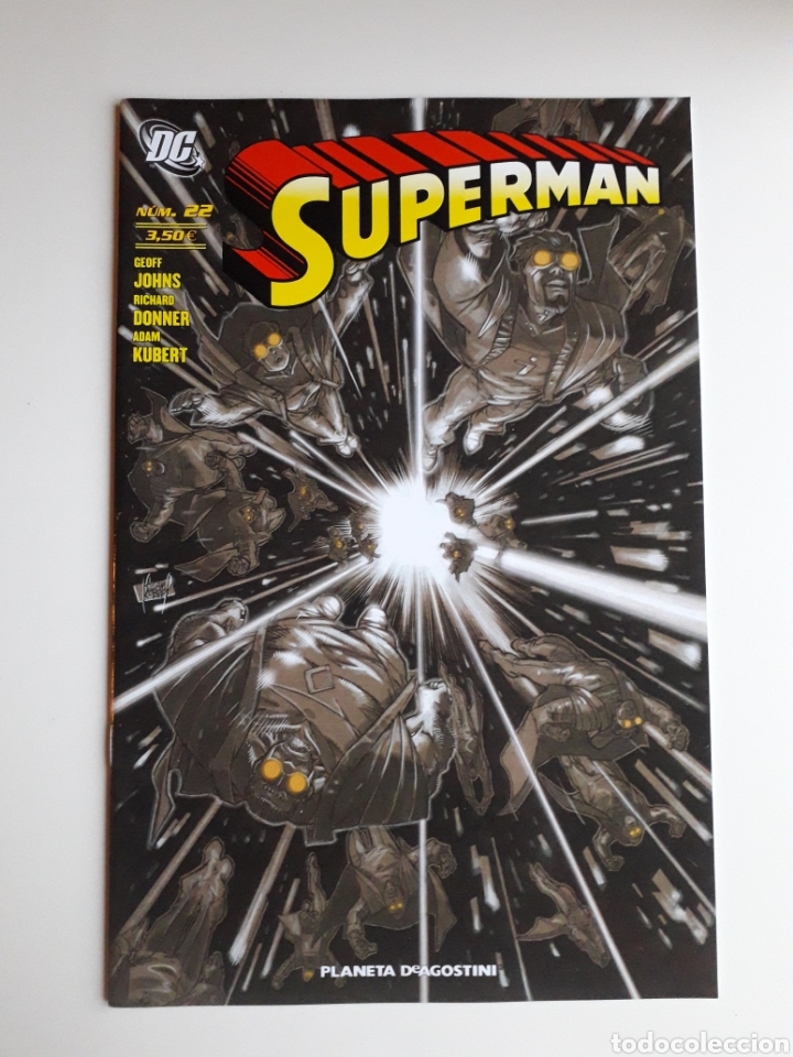 C&oacute;mics: Superman num 22. Geoff Johns. Excelente estado - Foto 1