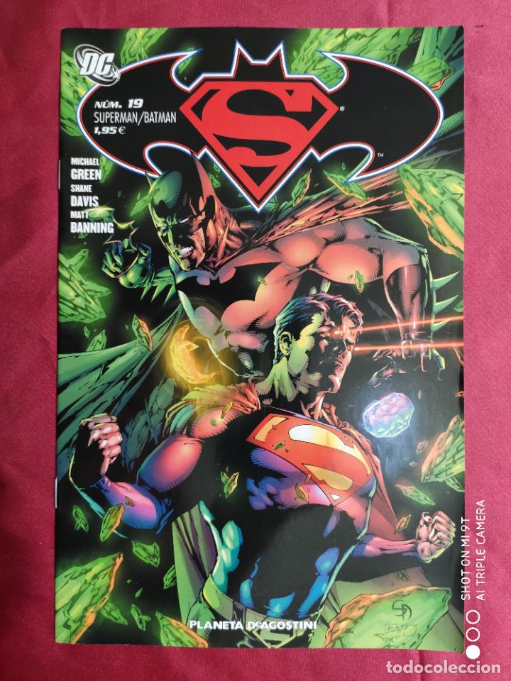 C&oacute;mics: SUPERMAN / BATMAN. VOL 2. N&ordm; 19. DC. PLANETA - Foto 1