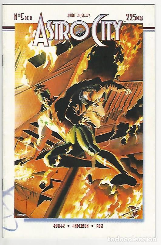 C&oacute;mics: Planeta. Astro city. 5. - Foto 1