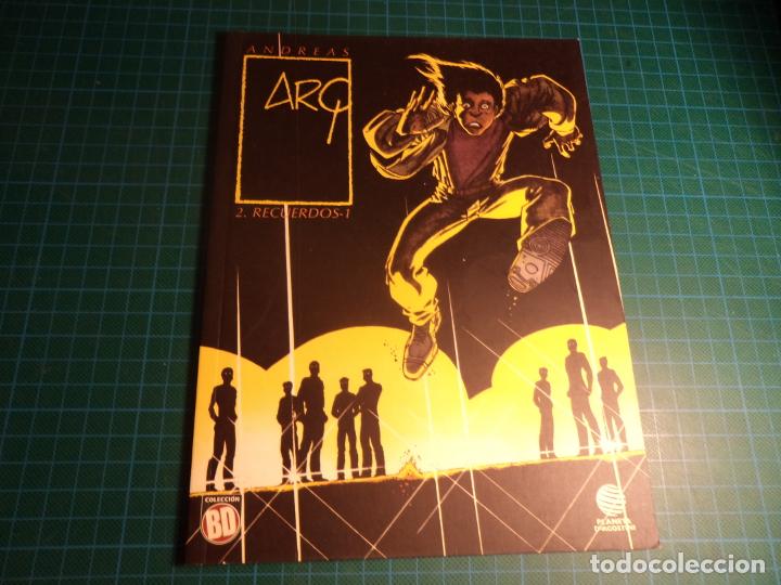 C&oacute;mics: Arq. N&deg;2. Planeta. MBE. (S-B) - Foto 1