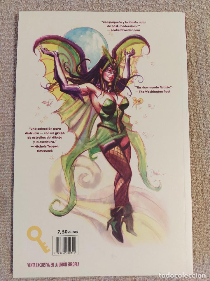 C&oacute;mics: El Escapista (Michael Chabon presenta). Tomo 2. Planeta. Impecable - Foto 2