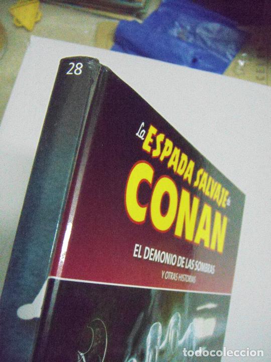 C&oacute;mics: LA ESPADA SALVAJE DE CONAN N&ordm; 28- ED. PLANETA - Foto 2