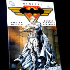 Cómics: EXCELENTE ESTADO TRINIDAD 1 SUPERMAN NATMAN WONDER WOMAN PLANETA TOMO