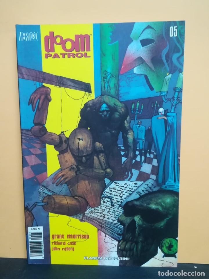 C&oacute;mics: DOOM PATROL. TOMO 5. PLANETA - Foto 1