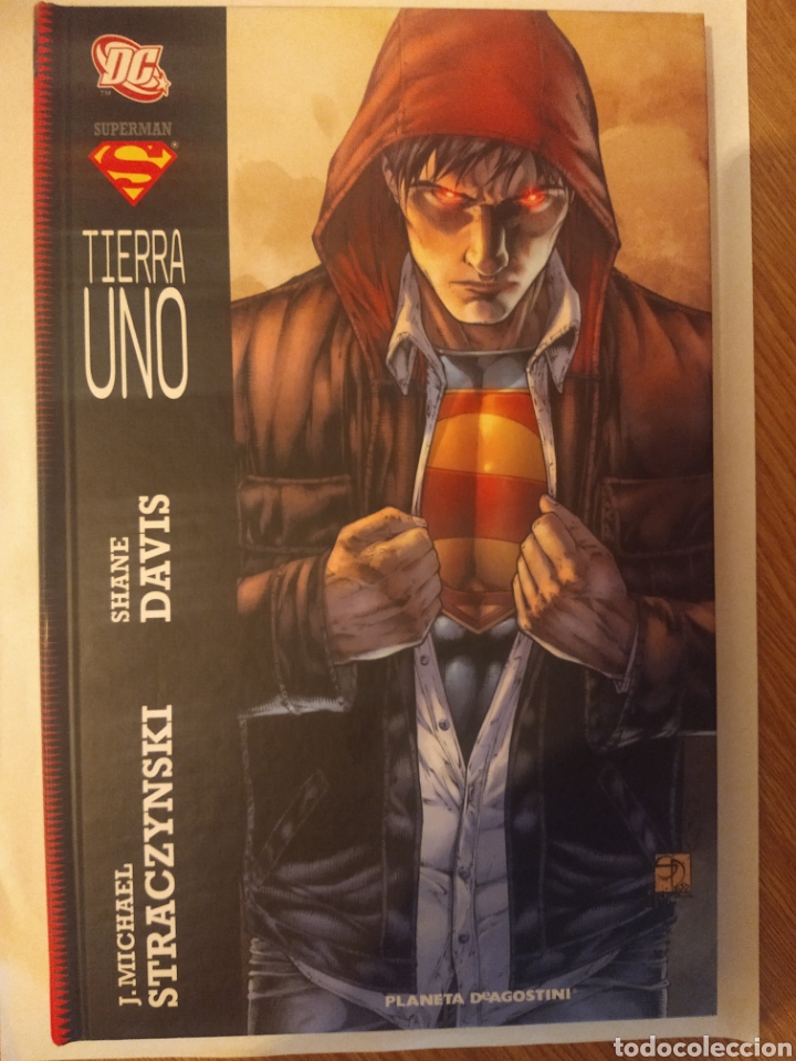 C&oacute;mics: Superman: Tierra Uno 01 - Foto 1