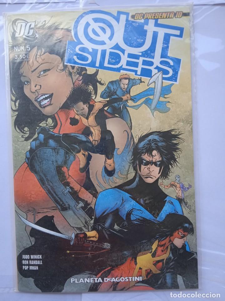 C&oacute;mics: OUTSIDERS OUT SIDERS - N&ordm; 5 - DC PRESENTA N&ordm; 10 - N&ordm; 10 DE 20 - PLANETA DeAGOSTINI -