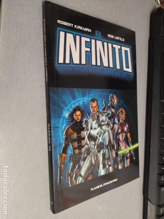 C&oacute;mics: EL INFINITO / ROBERT KIRKMAN - ROB LIEFELD / PLANETA - Foto 1