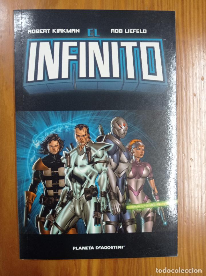 C&oacute;mics: El infinito Muy buen estado - Foto 1