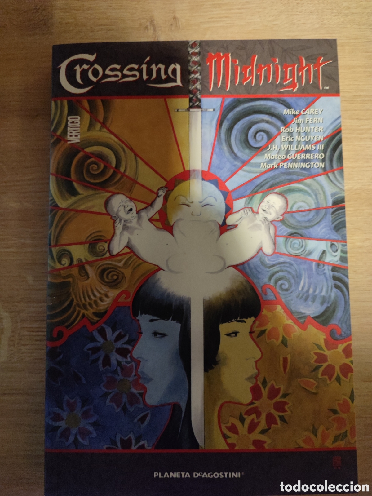 Comics: Crossing midnight.