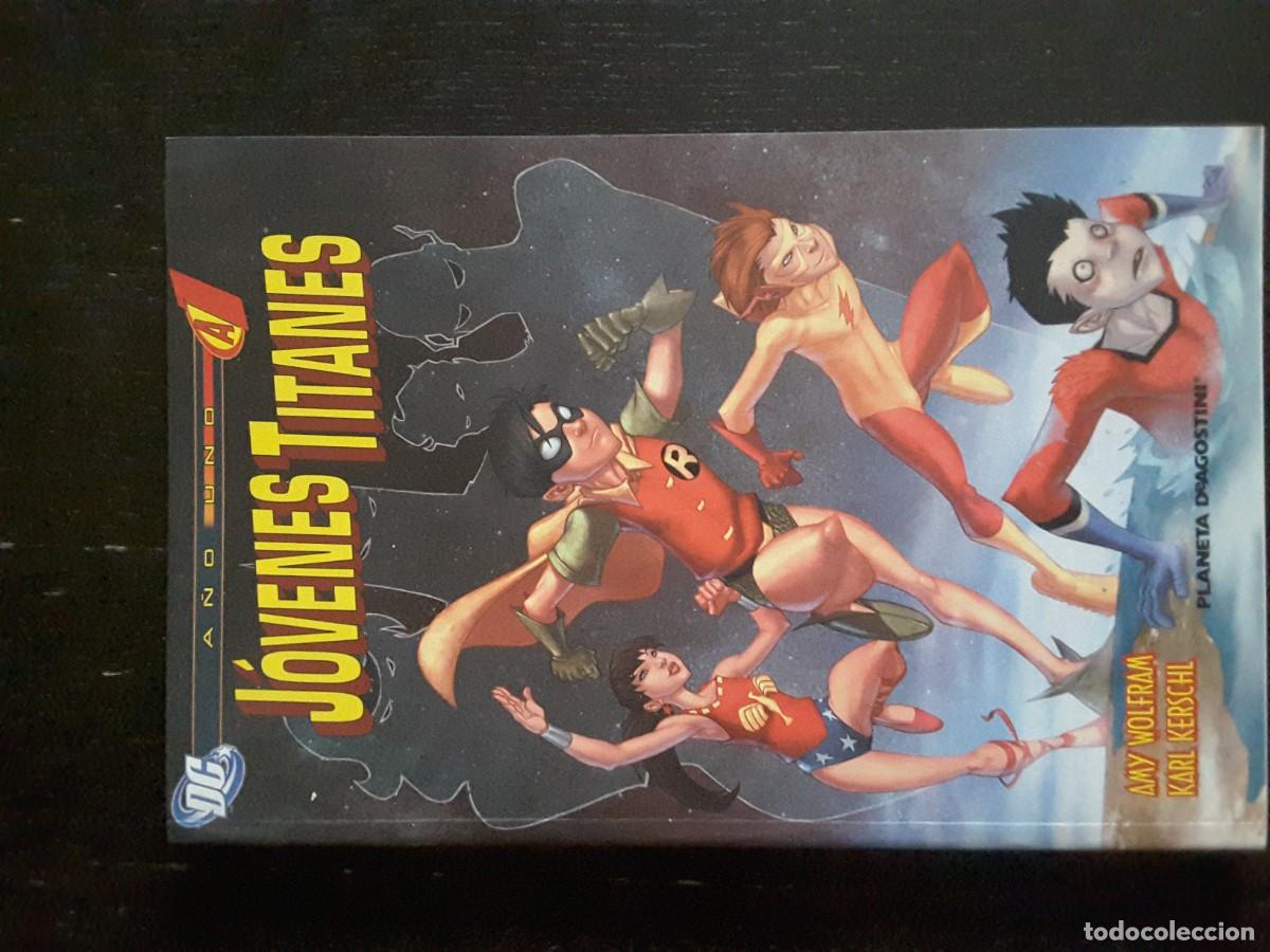C&oacute;mics: Jovenes titanes. A&ntilde;o uno - Foto 1
