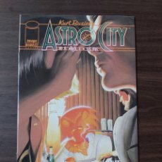 Cómics: ASTRO CITY VOL. II N° 13. KURT BUSIEK. WORLD COMICS, 1998.