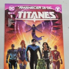 Cómics: TITANES Nº1 : EL AMANECER DE DC - TOM TAYLOR / DC - ECC