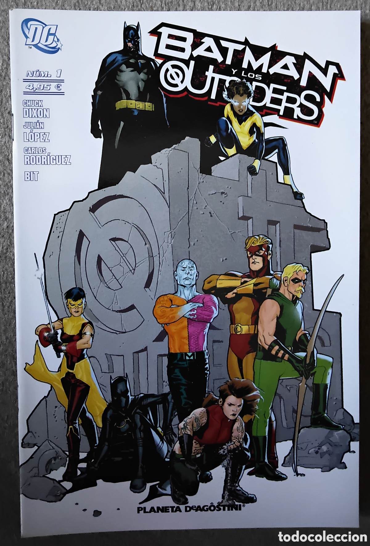 C&oacute;mics: BATMAN Y LOS OUTSIDERS (1 al 4) - Foto 1