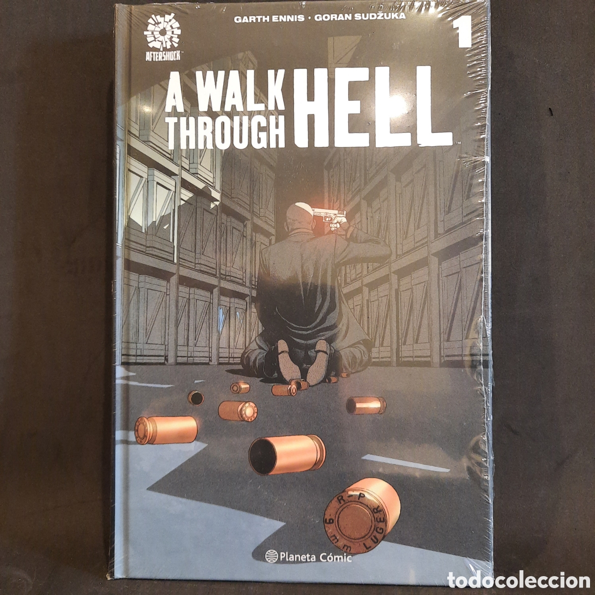 Comics: A WALK THROUGH HELL vol.1