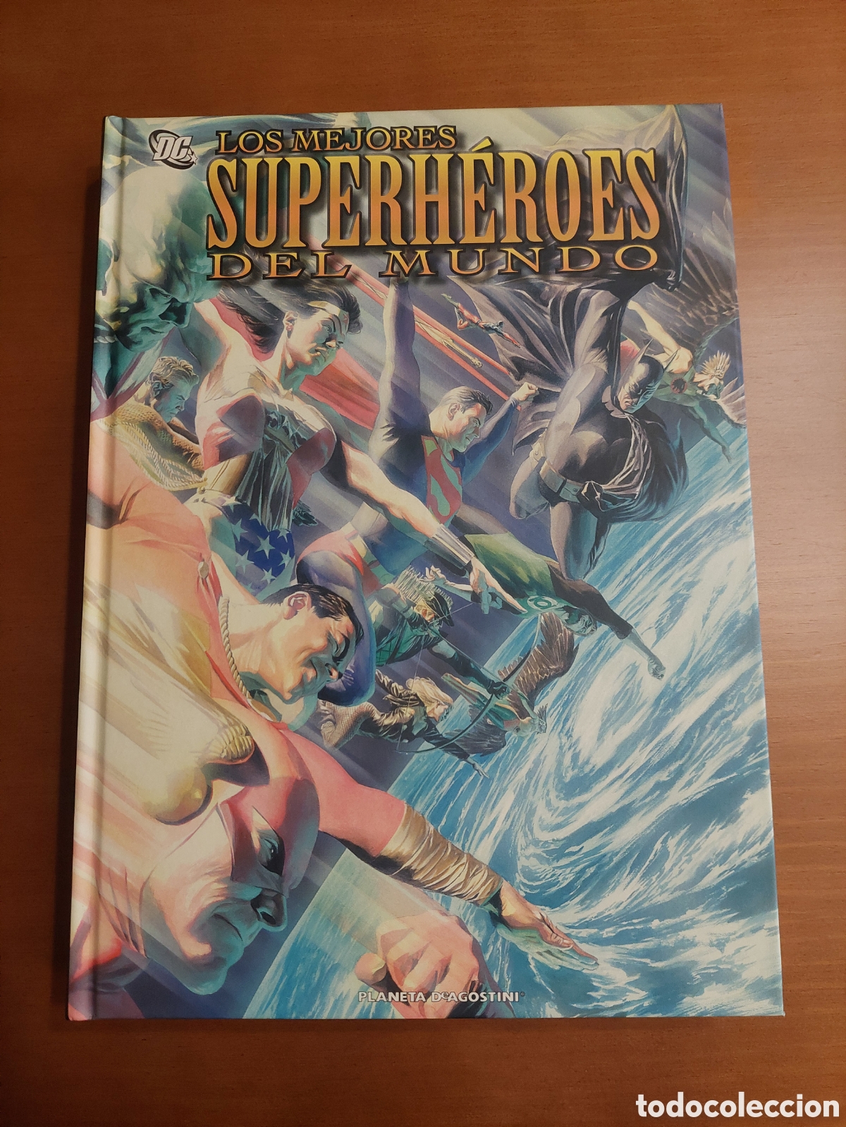 Comics: LOS MEJORES SUPERH&Eacute;ROES DEL MUNDO. PLANETA DEAGOSTINI.