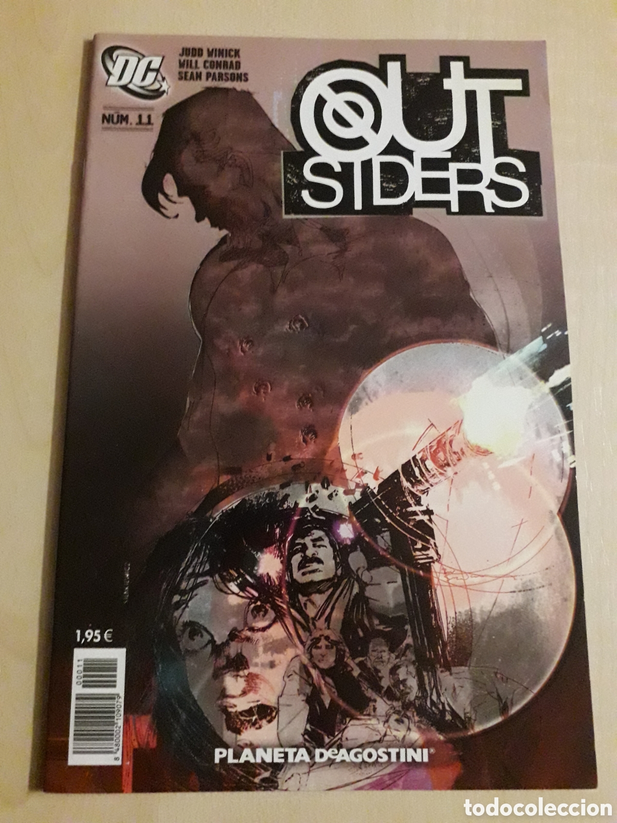 C&oacute;mics: OUTSIDERS N&Uacute;MERO 11. EXCELENTE ESTADO - Foto 1