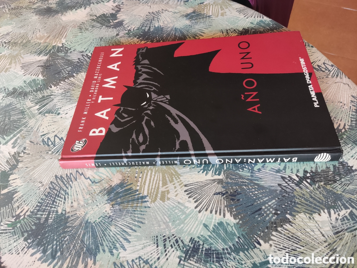 C&oacute;mics: batman a&ntilde;o uno absolute planeta agostini - Foto 3