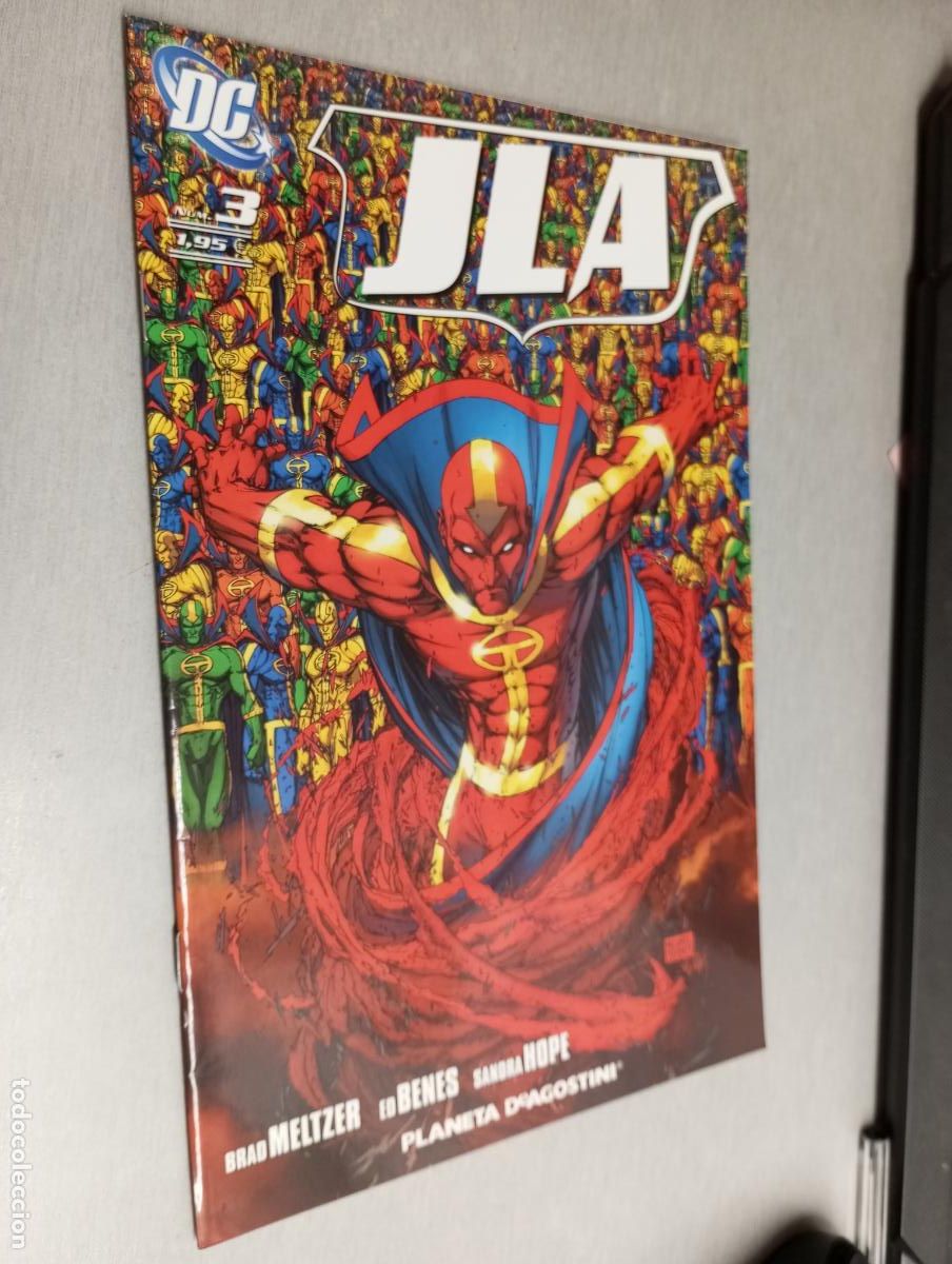C&oacute;mics: JLA N&ordm; 3 / PLANETA DEAGOSTINI - Foto 1