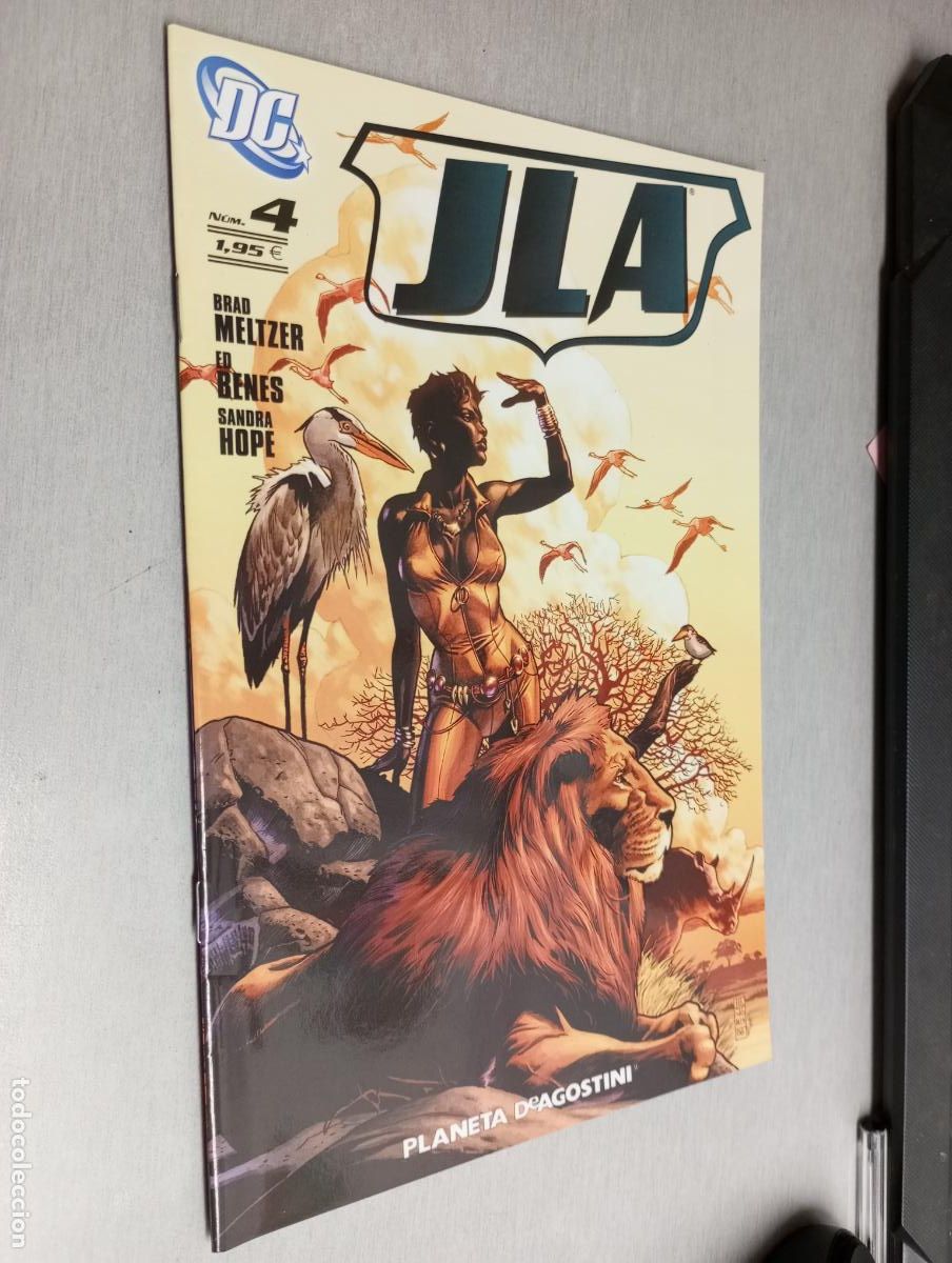 C&oacute;mics: JLA N&ordm; 4 / PLANETA DEAGOSTINI - Foto 1