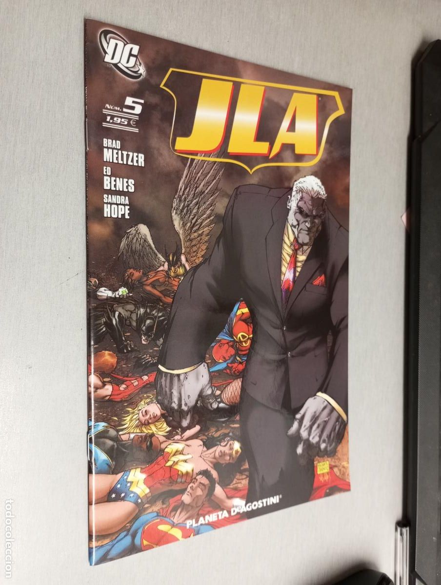 C&oacute;mics: JLA N&ordm; 5 / PLANETA DEAGOSTINI - Foto 1