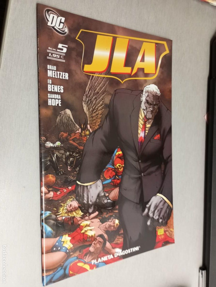 C&oacute;mics: JLA N&ordm; 5 / PLANETA DEAGOSTINI - Foto 1