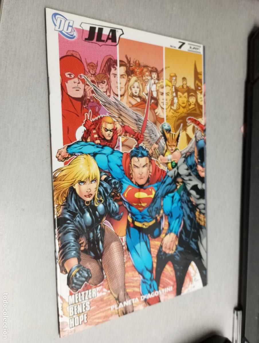 C&oacute;mics: JLA N&ordm; 7 / PLANETA DEAGOSTINI - Foto 1
