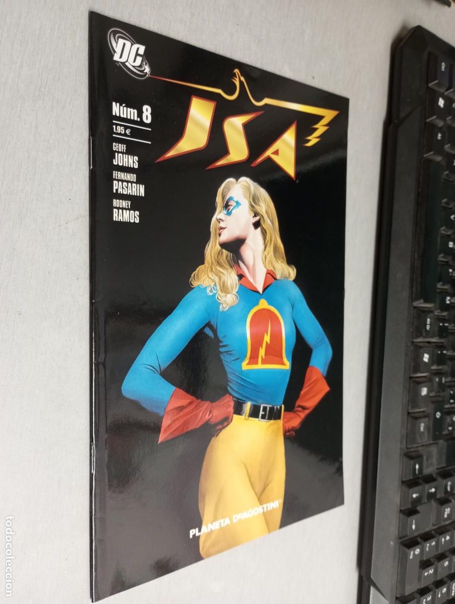 C&oacute;mics: JSA VOL. 2 N&ordm; 8 / PLANETA DEAGOSTINI - Foto 1