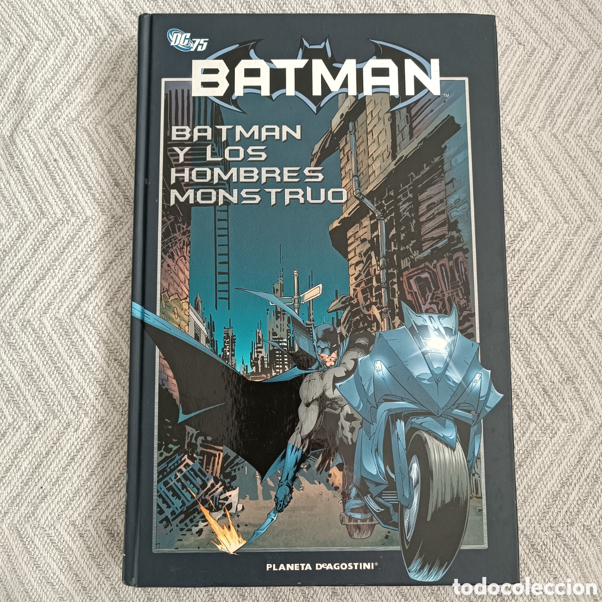 C&oacute;mics: Batman y los Hombres Monstruo 02 - C&oacute;mic - Foto 1